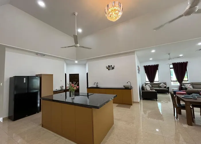 Ocean Villa, Radiant Teluk Sari